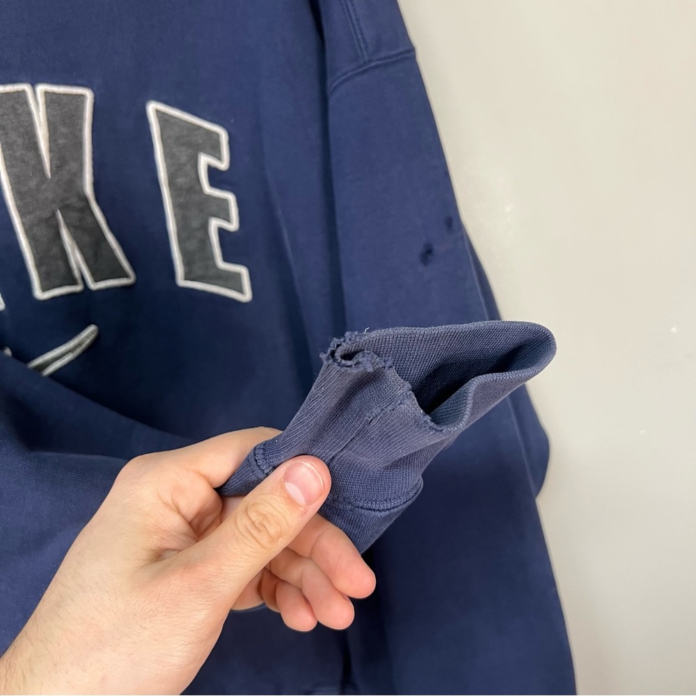 Vintage 90s Nike Crewneck - Picture 6 of 7
